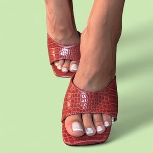 Red Croc-Embossed Slide Sandals - Women